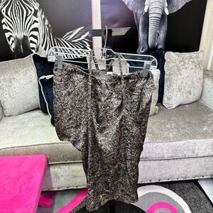 Forever 21 Women Size L Brown Cheetah 2-piece Pajamas